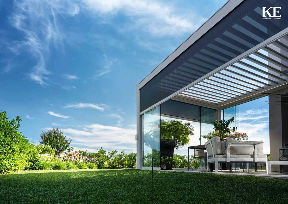 outdoor con pergola bioclimatica KE