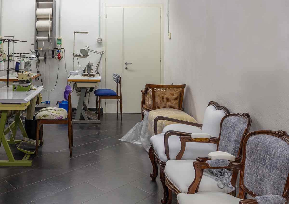 laboratorio restauro divani e poltrone